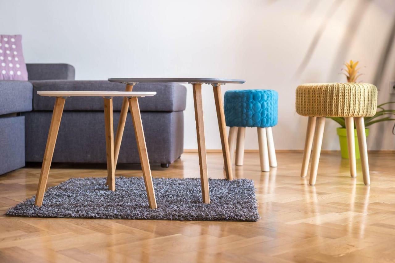 Apartman Sesna Bol Eksteriør billede