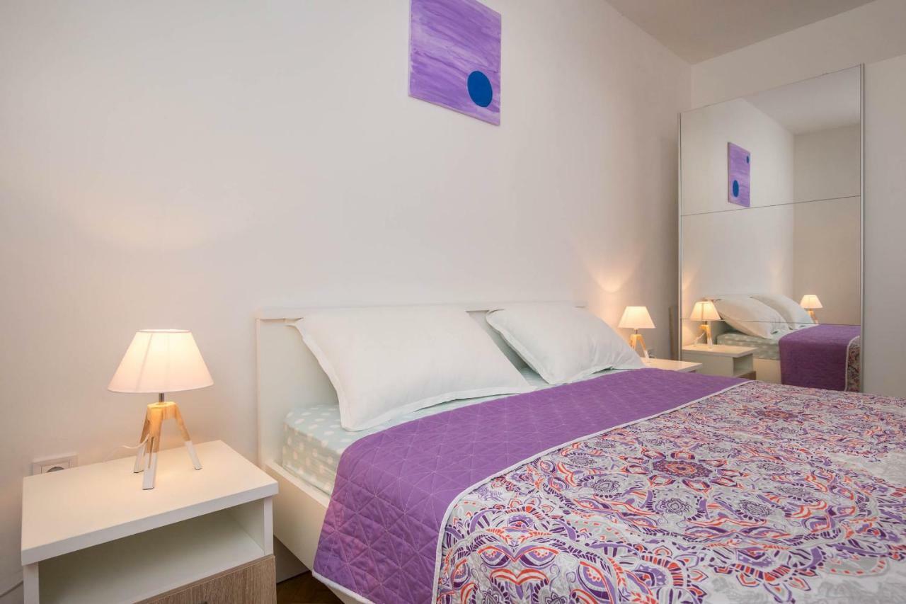 Apartman Sesna Bol Eksteriør billede